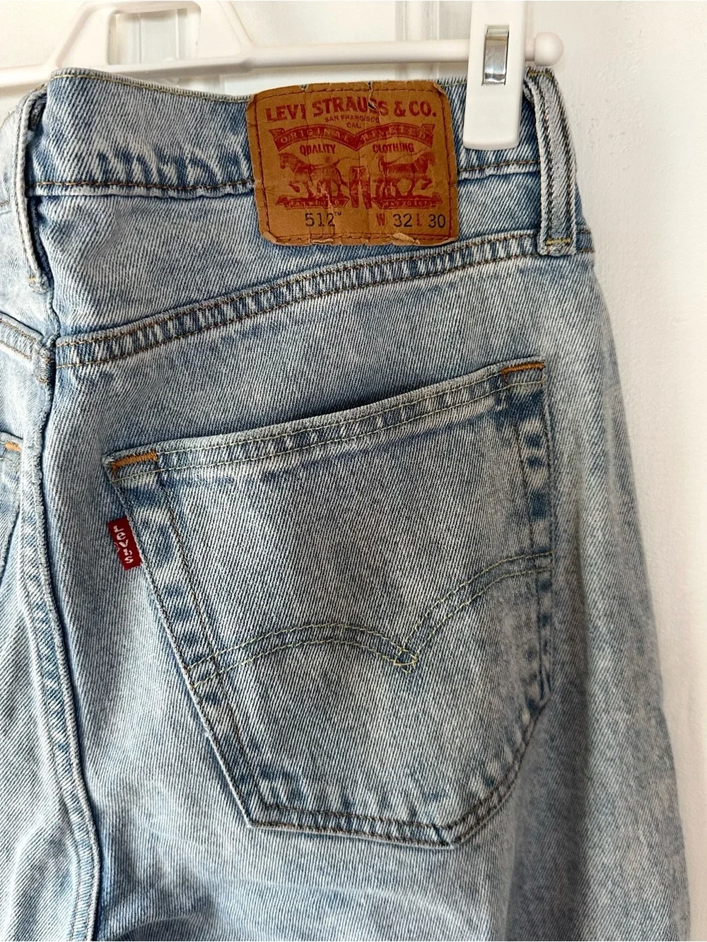 Levi’s Light-Wash 512 Jeans - 32” waist, 30” long